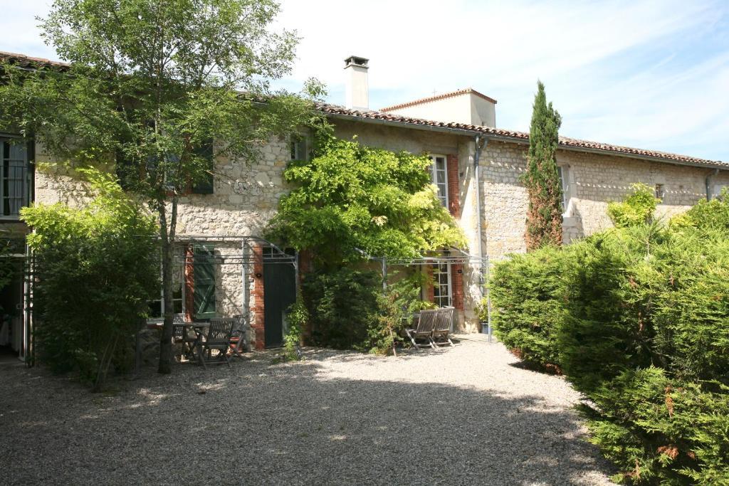 Les Vents Bleus Hotel Donnazac Exterior foto