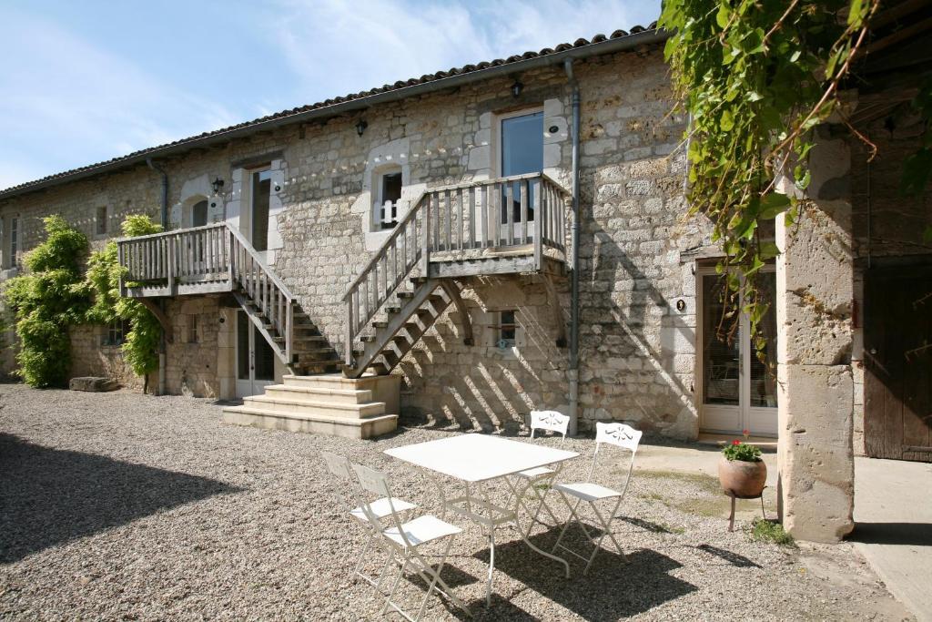Les Vents Bleus Hotel Donnazac Exterior foto